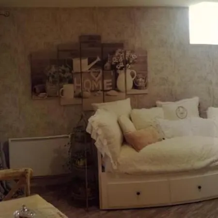 Nuit Paisible Et Calme Appartement Chavagne Buitenkant foto